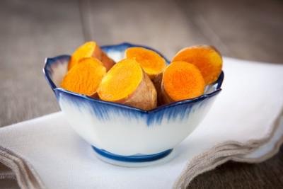 Curcumina din turmeric are eficacitatea a 14 medicamente